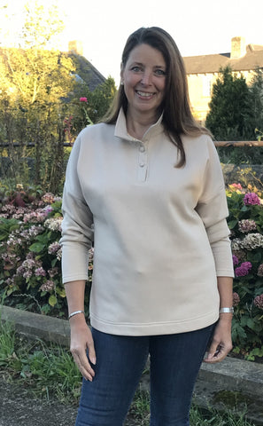 Littondale Leisure Top in Stone and Navy