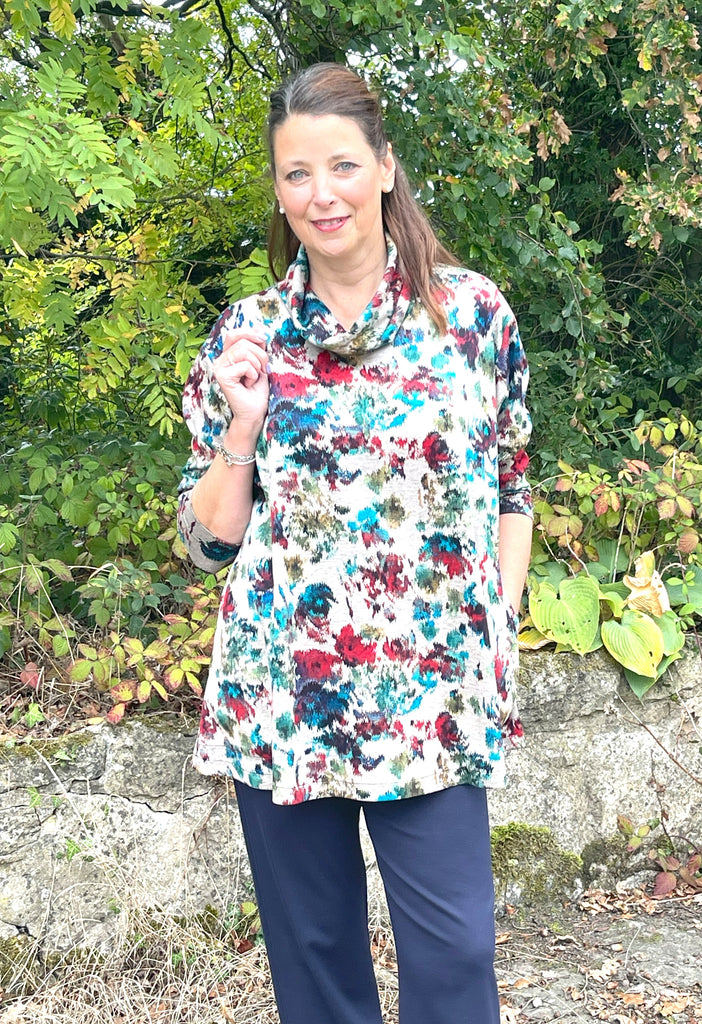 Eva swing top in tapestry print