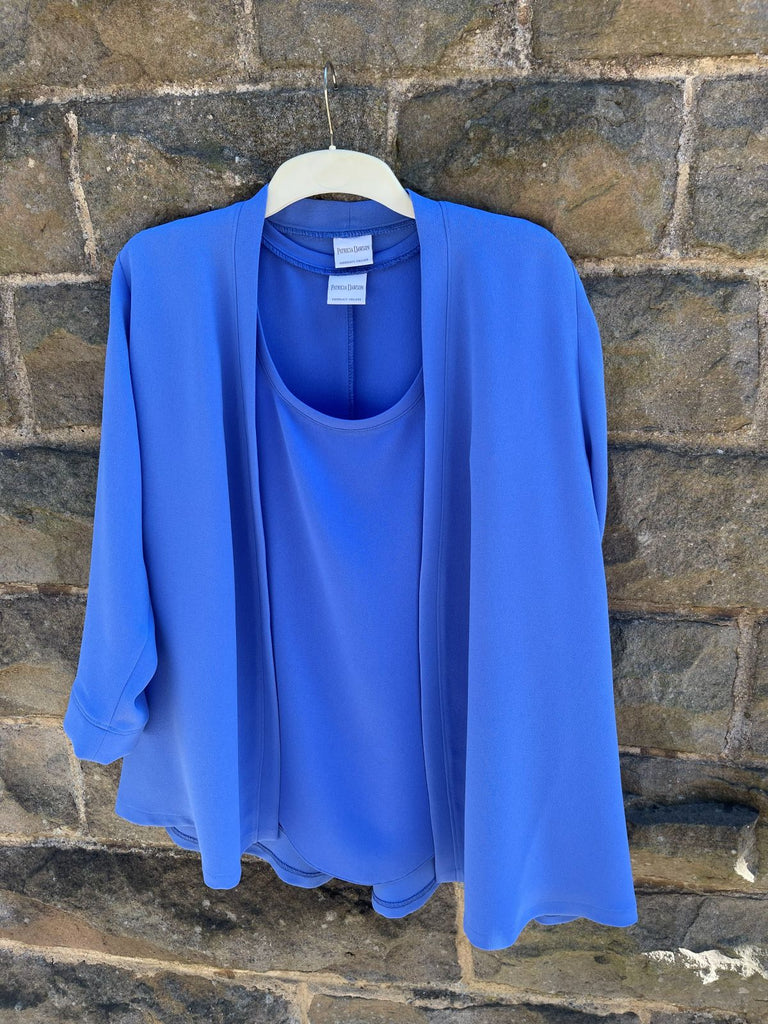 Tania crepe Jacket in Hyacinth blue