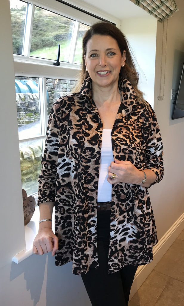 Sale Charlotte swing Shirt in Animal Print