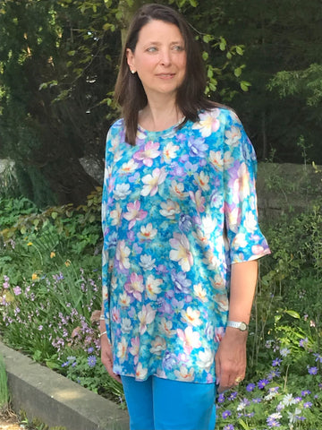 Hampton dolman sleeved top in vibrant turquoise/ pink floral print