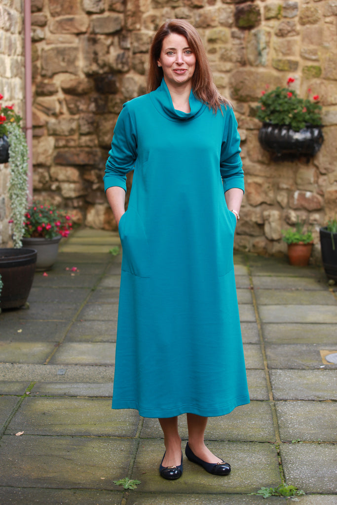 Weekender Jersey Dress size 18/20. Length  45"